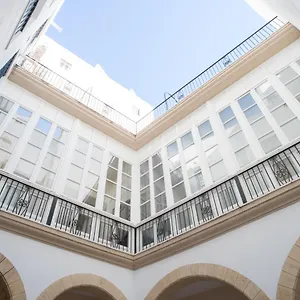 https://la-finca-del-falla-i-standard-apartment.hotelsincadiz.net